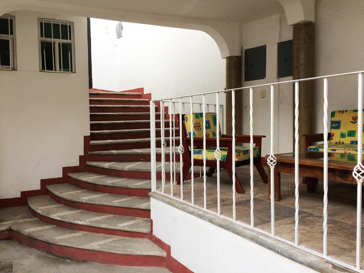 ホテル カーサ ニーナ Oaxaca エクステリア 写真