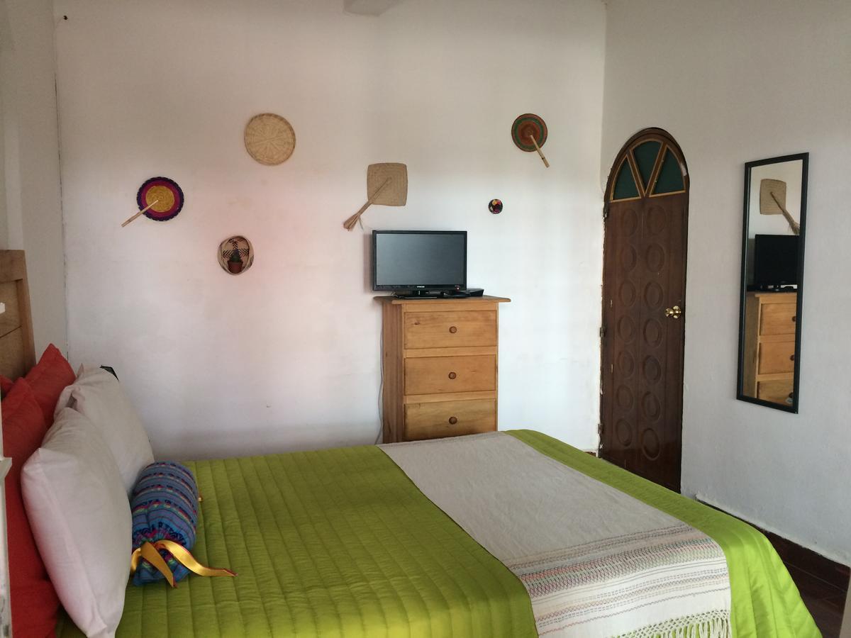 ホテル カーサ ニーナ Oaxaca エクステリア 写真